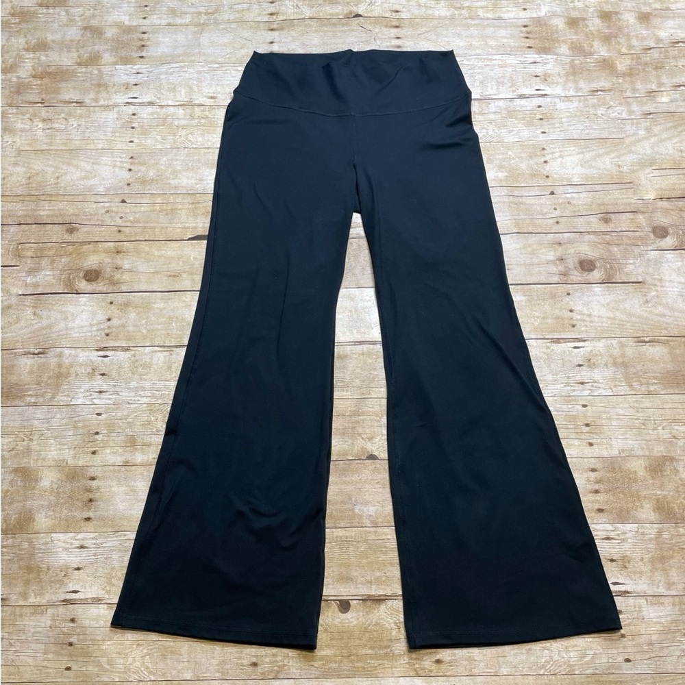 Gilly Hicks Active Recharge Black Flare Leg High Waist Legging Pants